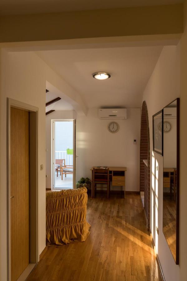 Apartment Zora Чилипи Экстерьер фото